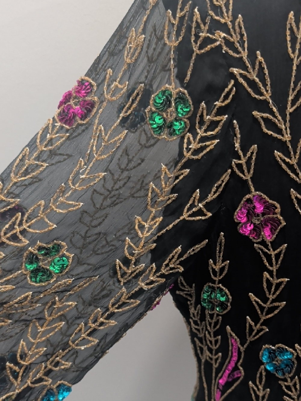 Stenay Black Long-Sleeve Beaded Floral Top with Multicolor Sequins - Picture 4 of 7